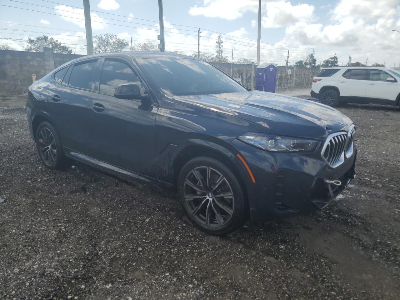 2024 BMW X6 XDRIVE4 - Фото 4