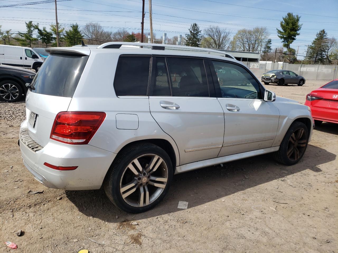 2014 MERCEDES-BENZ GLK 350 - Image 3