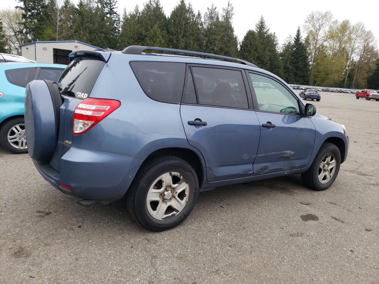 2011 TOYOTA RAV4 - Image 3