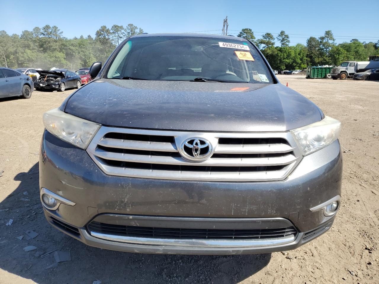 2011 TOYOTA HIGHLANDER - Фото 5