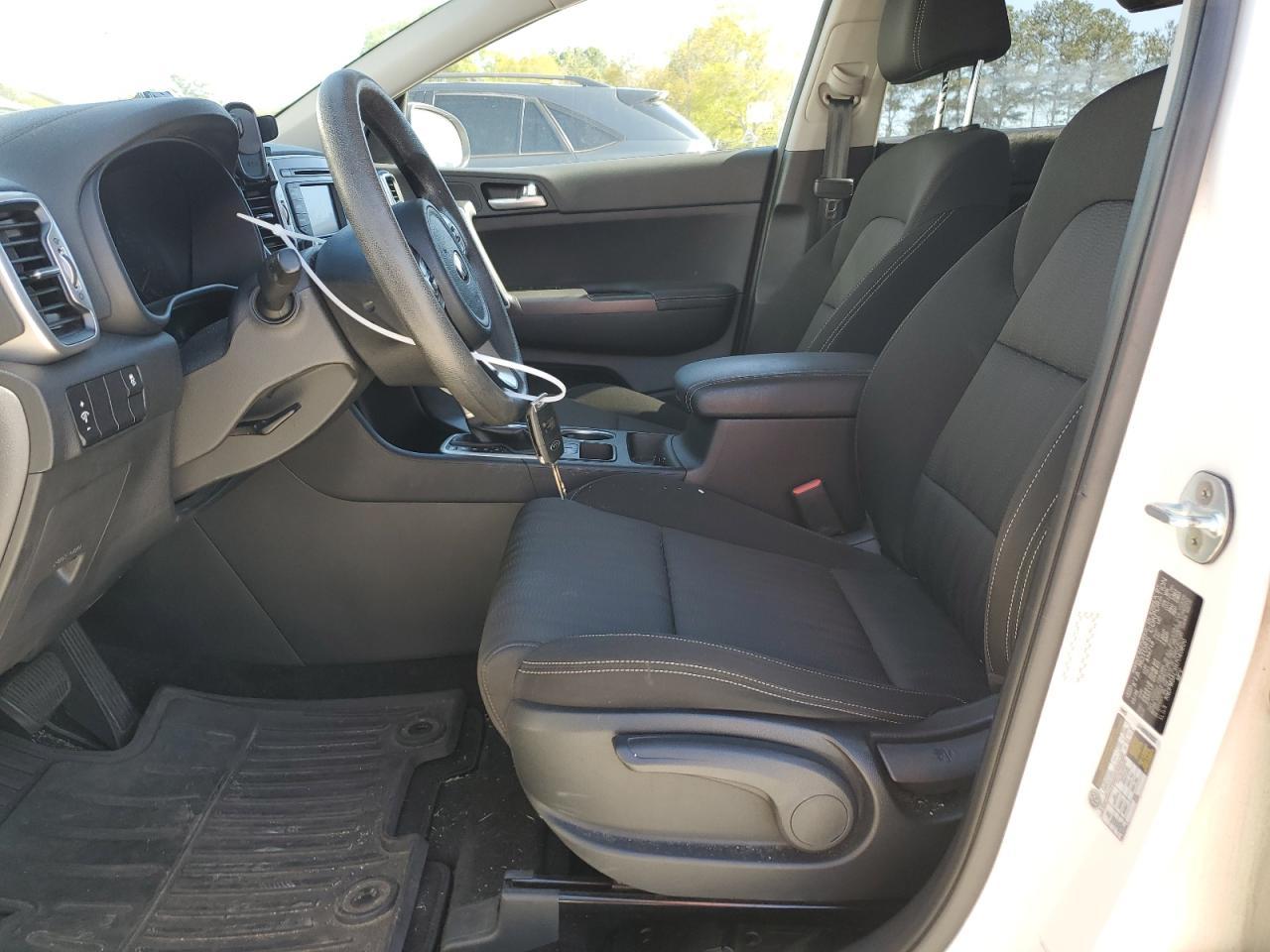 2017 KIA SPORTAGE L - Image 7