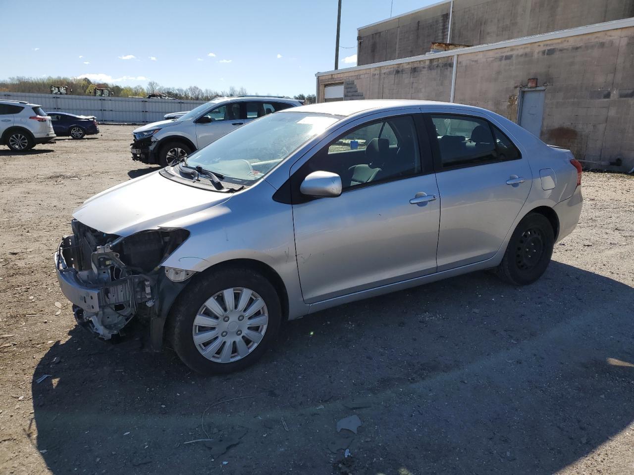 2012 TOYOTA YARIS