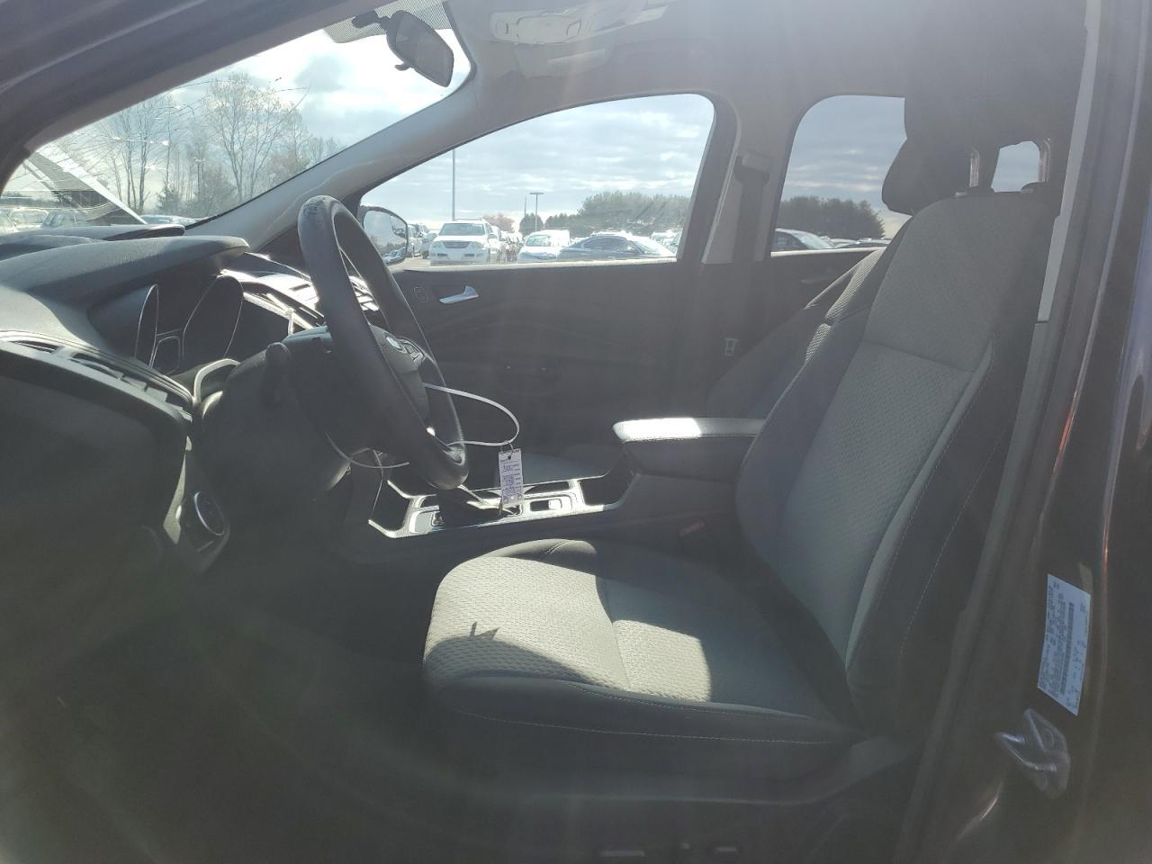 2017 FORD ESCAPE SE - Image 7