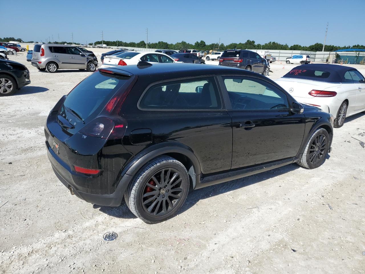 2011 VOLVO C30 T5 - Фото 3