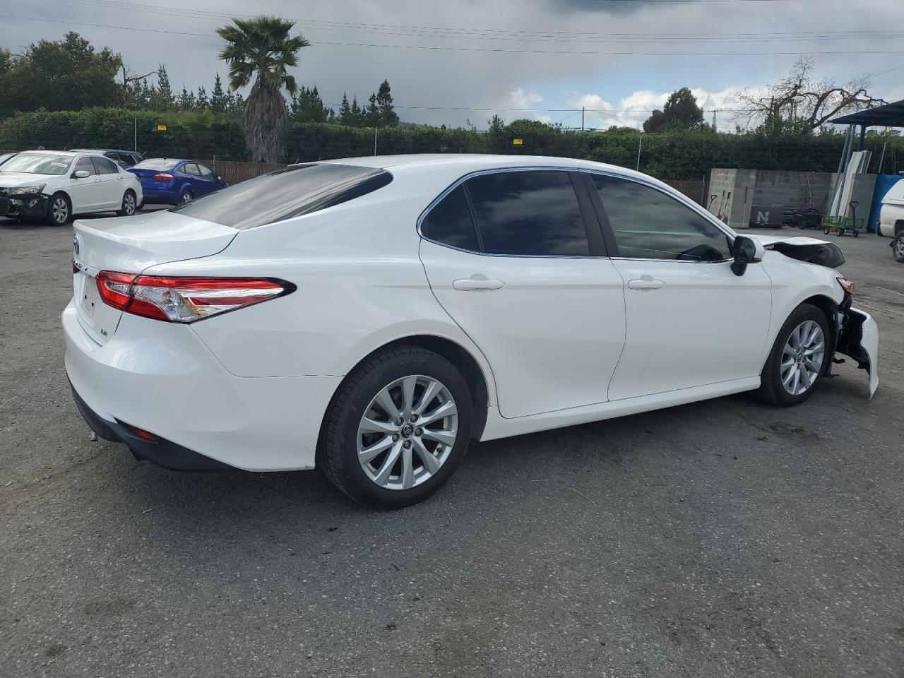 2018 TOYOTA CAMRY L - Image 3