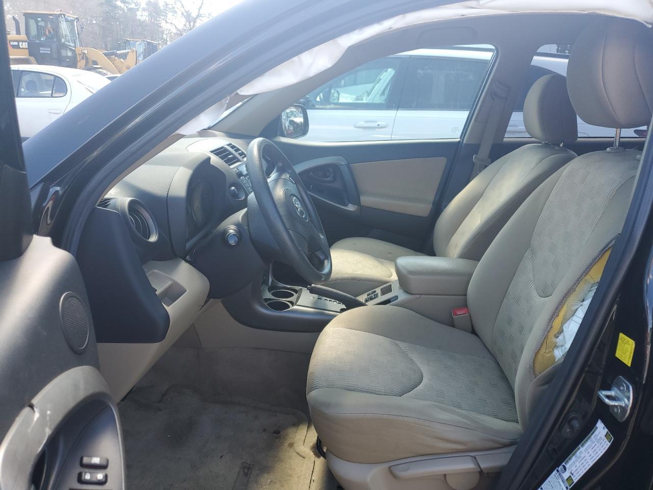 2011 TOYOTA RAV4 - Image 7