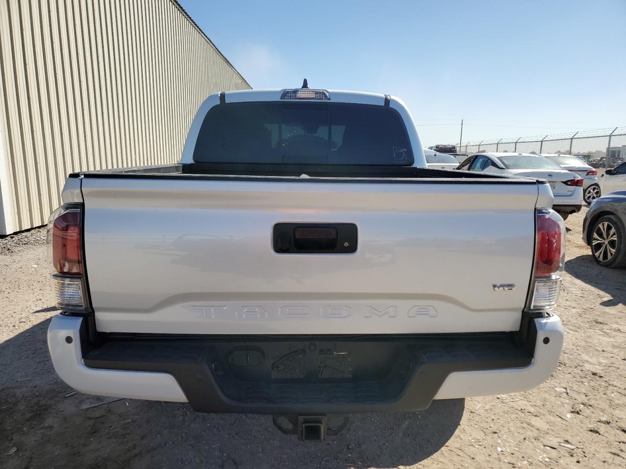 2023 TOYOTA TACOMA DOU - Фото 6