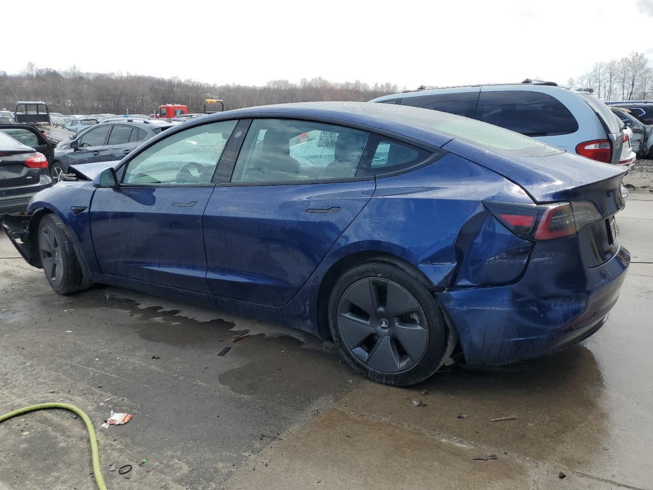 2021 TESLA MODEL 3 - Фото 2