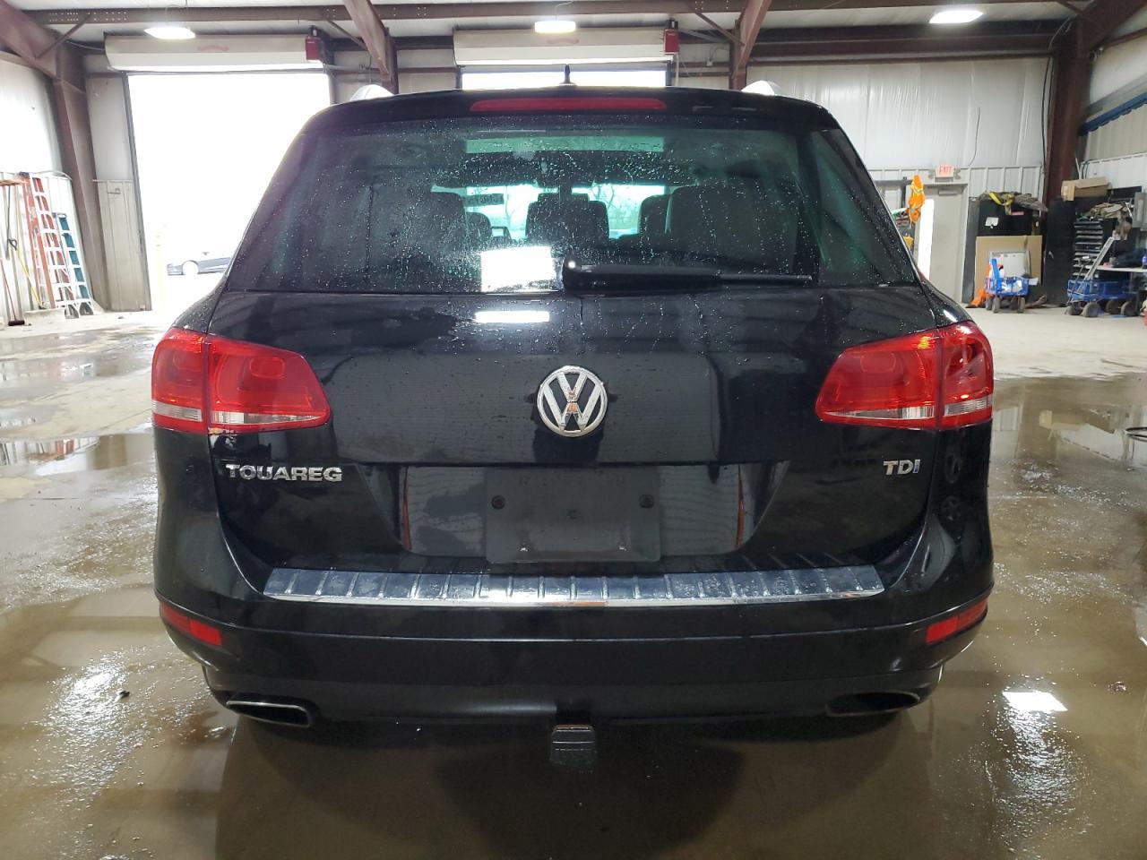 2014 VOLKSWAGEN TOUAREG V6 - Image 6