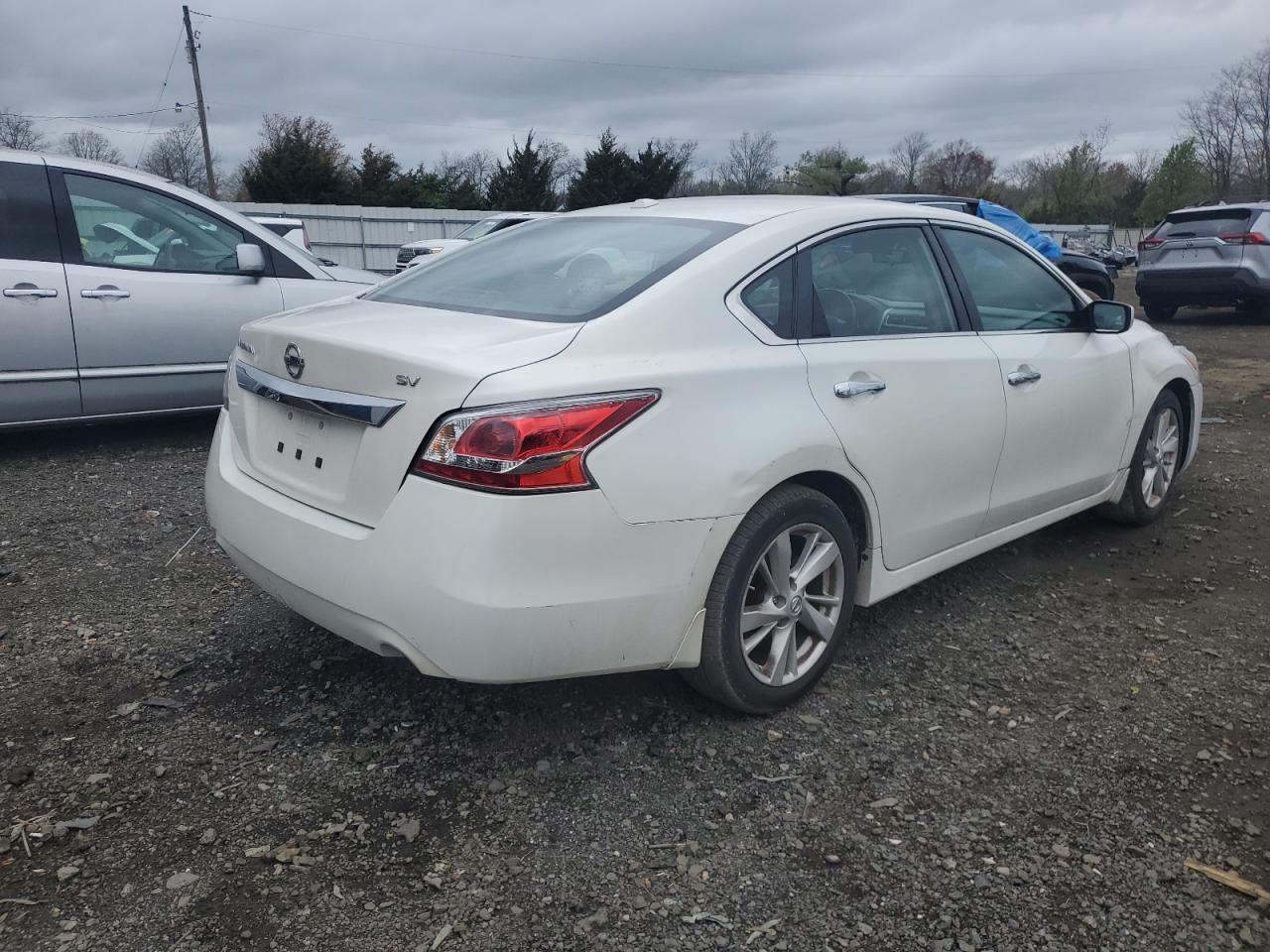 2015 NISSAN ALTIMA 2.5 - Фото 3