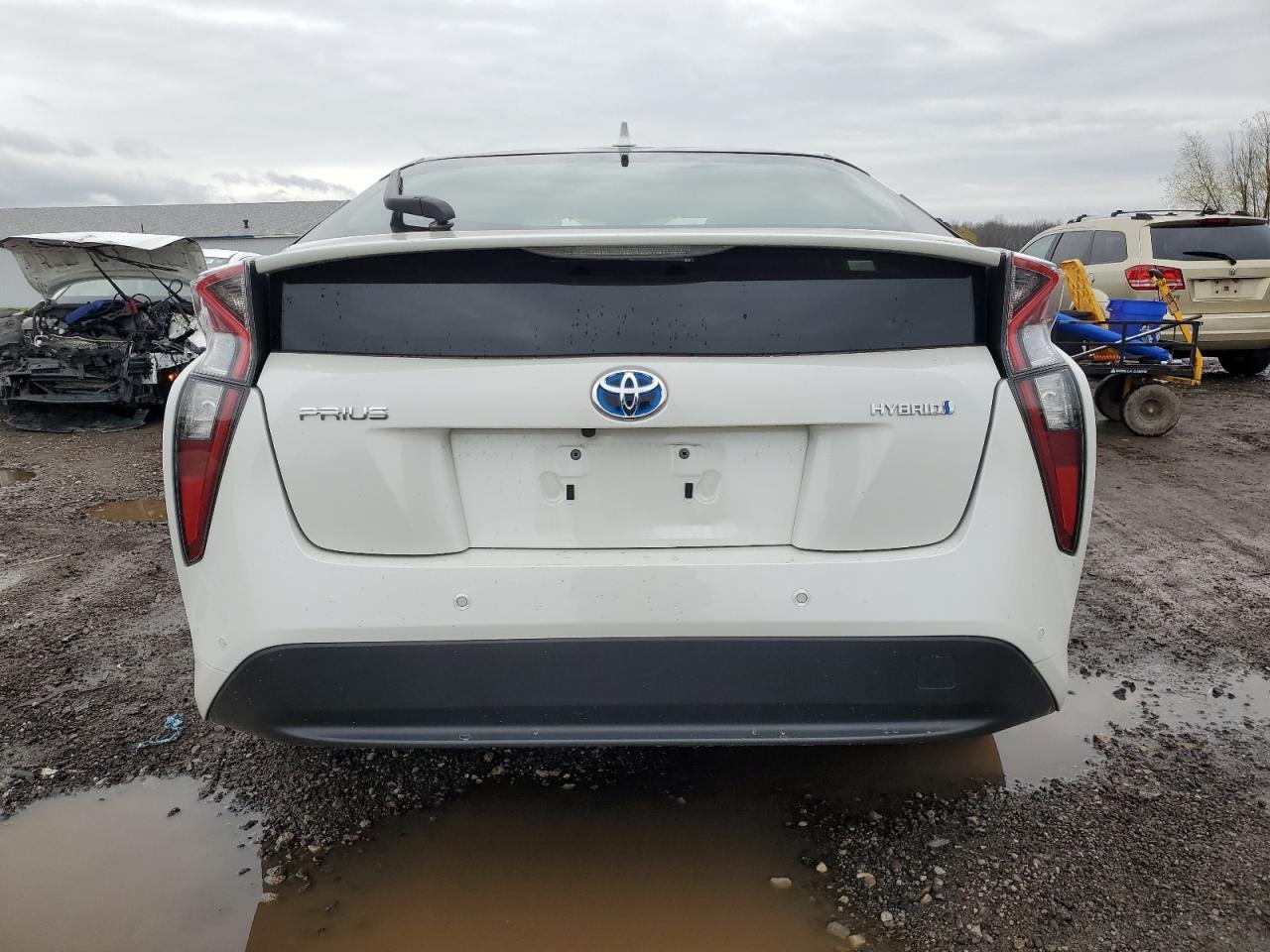 2018 TOYOTA PRIUS - Image 6