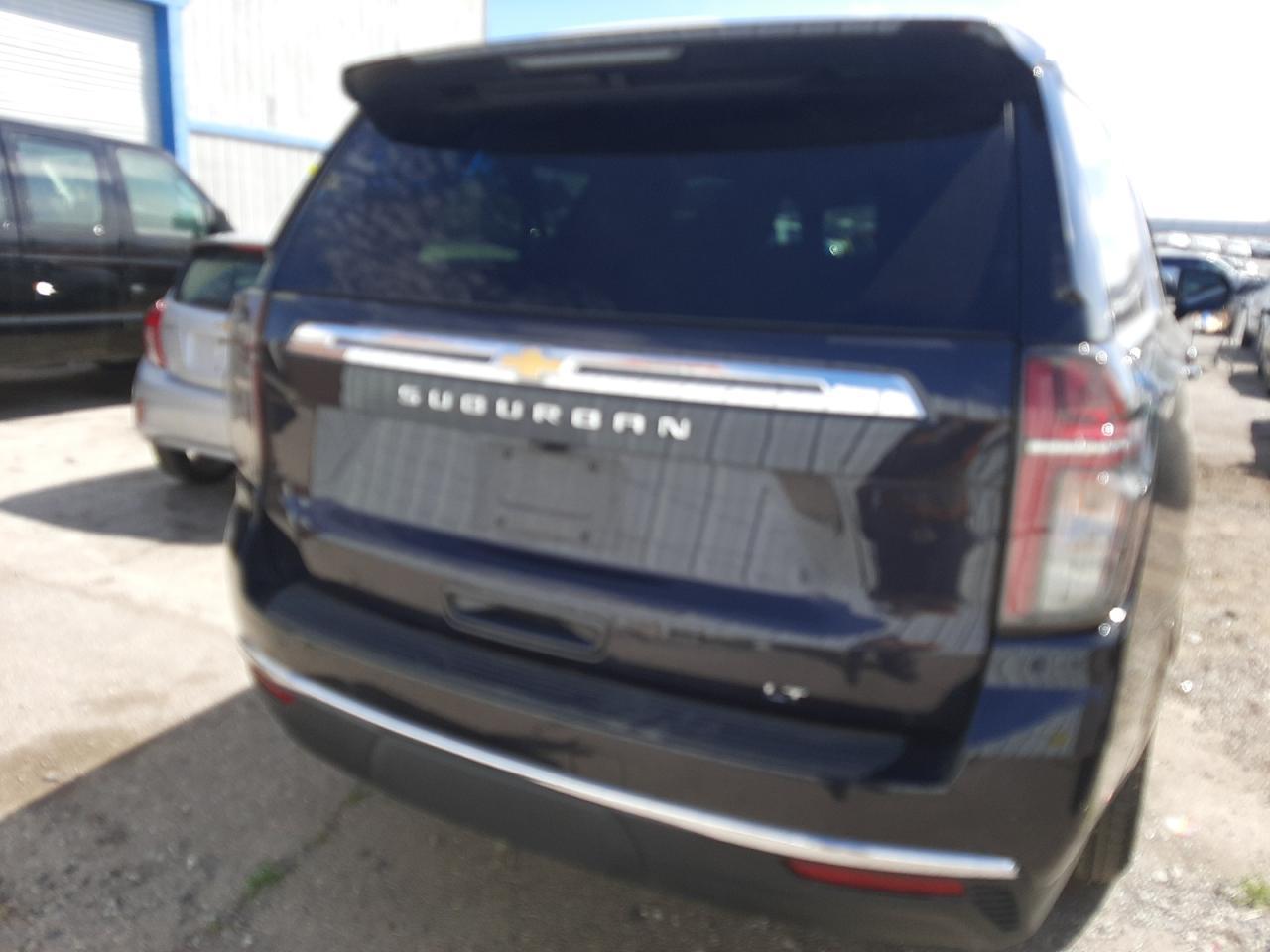 2023 CHEVROLET SUBURBAN C - Фото 6