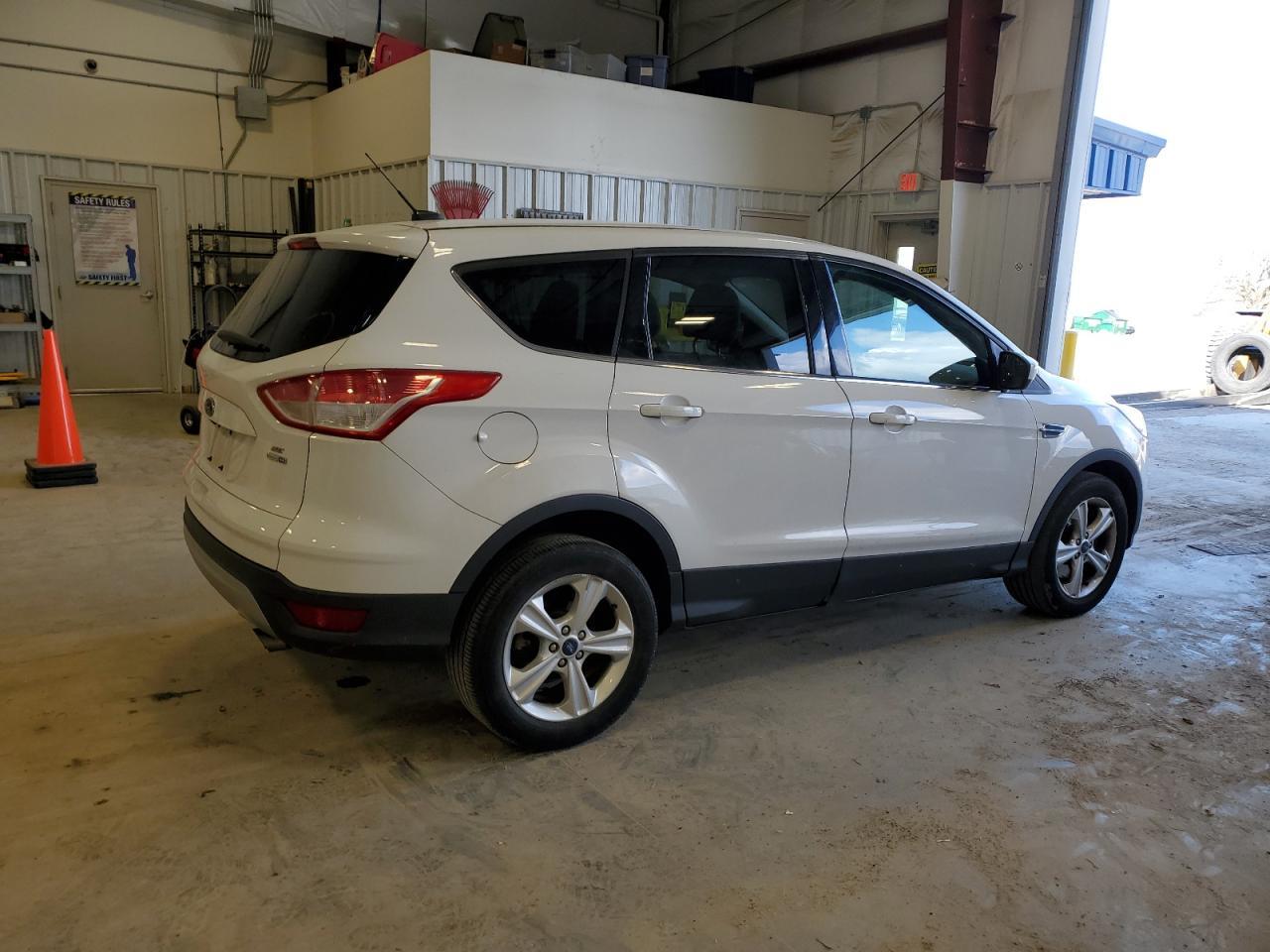 2015 FORD ESCAPE SE - Image 3