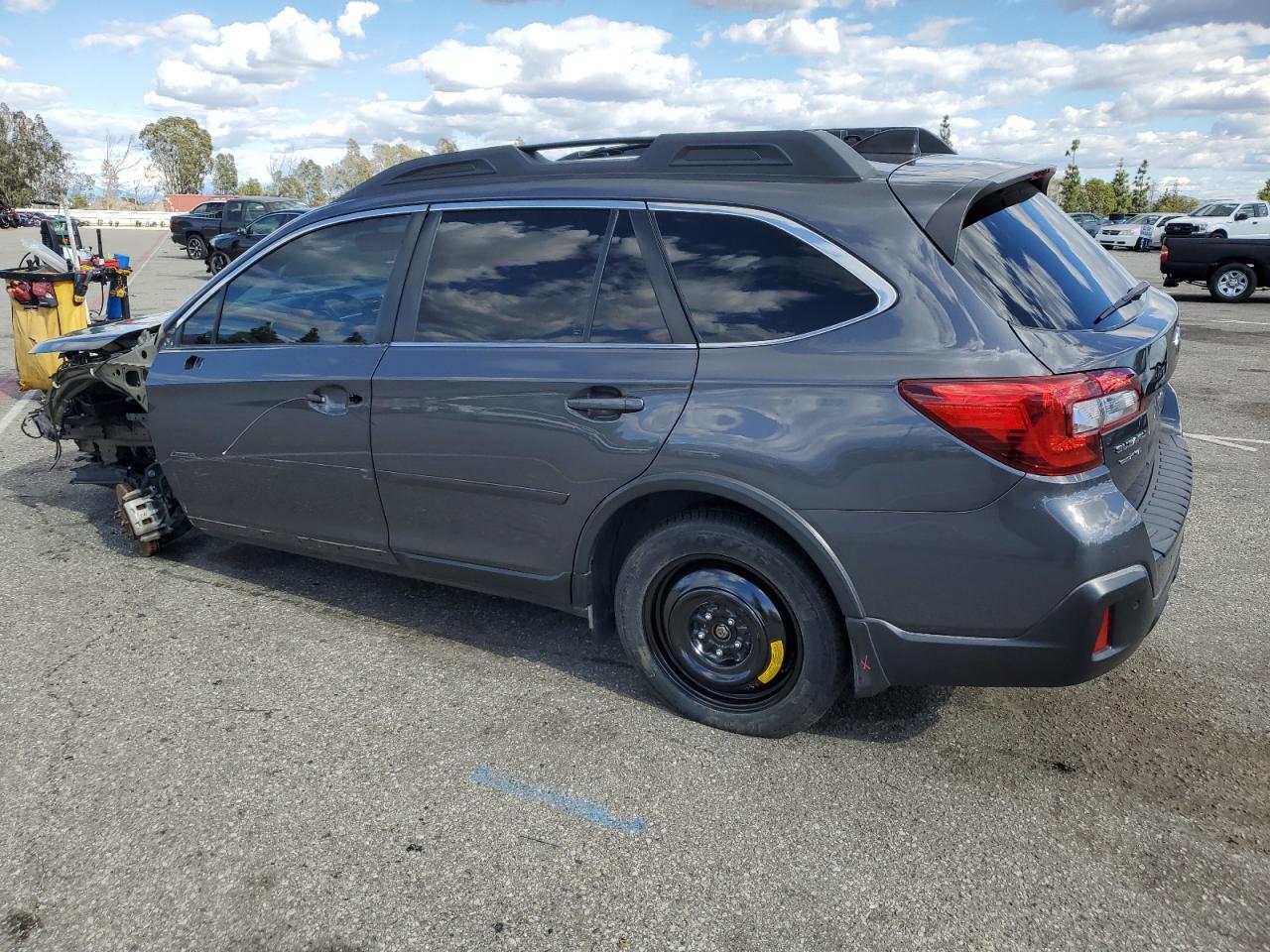 2018 SUBARU OUTBACK 3. - Image 2