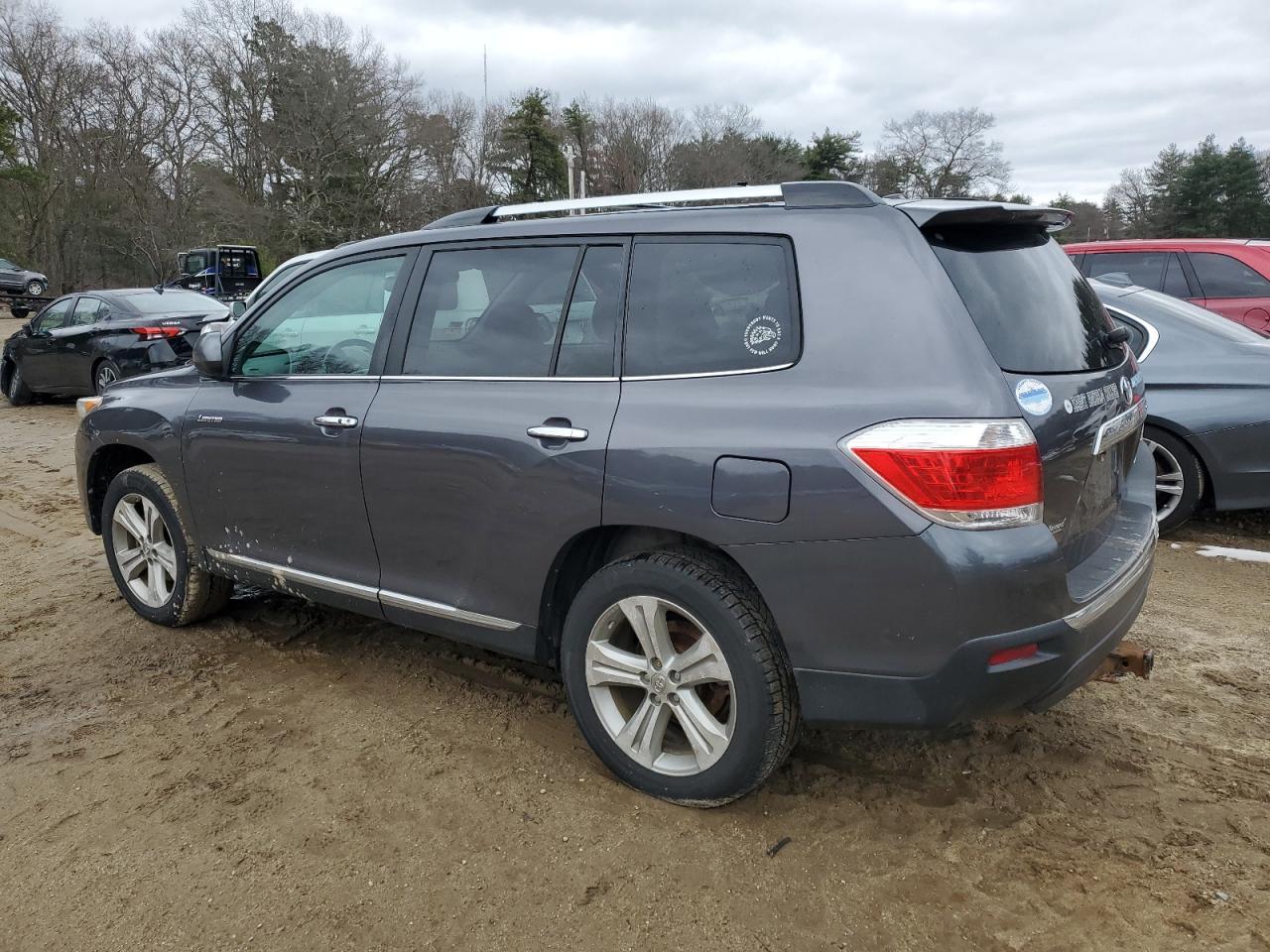2012 TOYOTA HIGHLANDER - Фото 2
