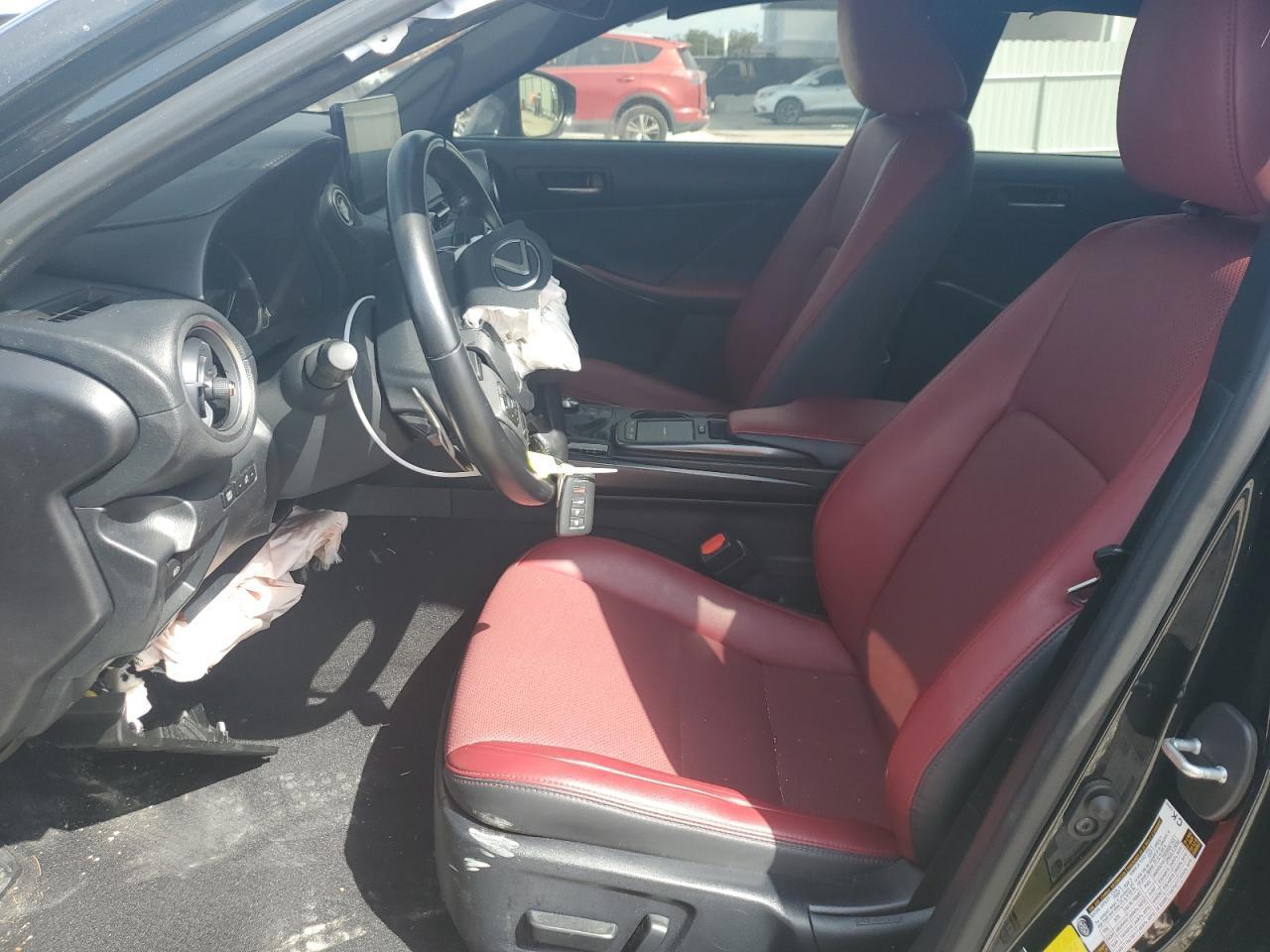 2021 LEXUS IS 300 - Image 7
