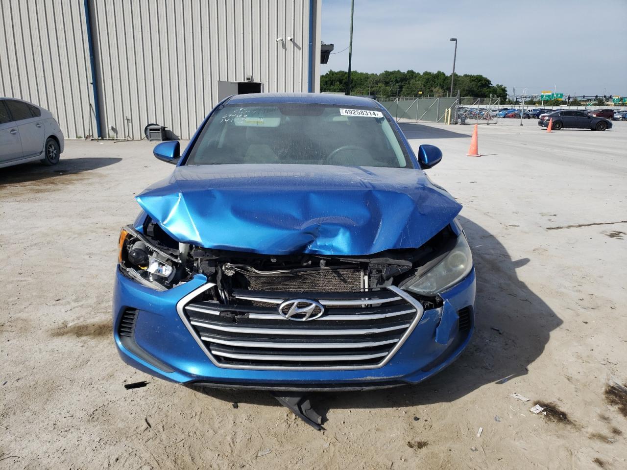 2017 HYUNDAI ELANTRA SE - Фото 5