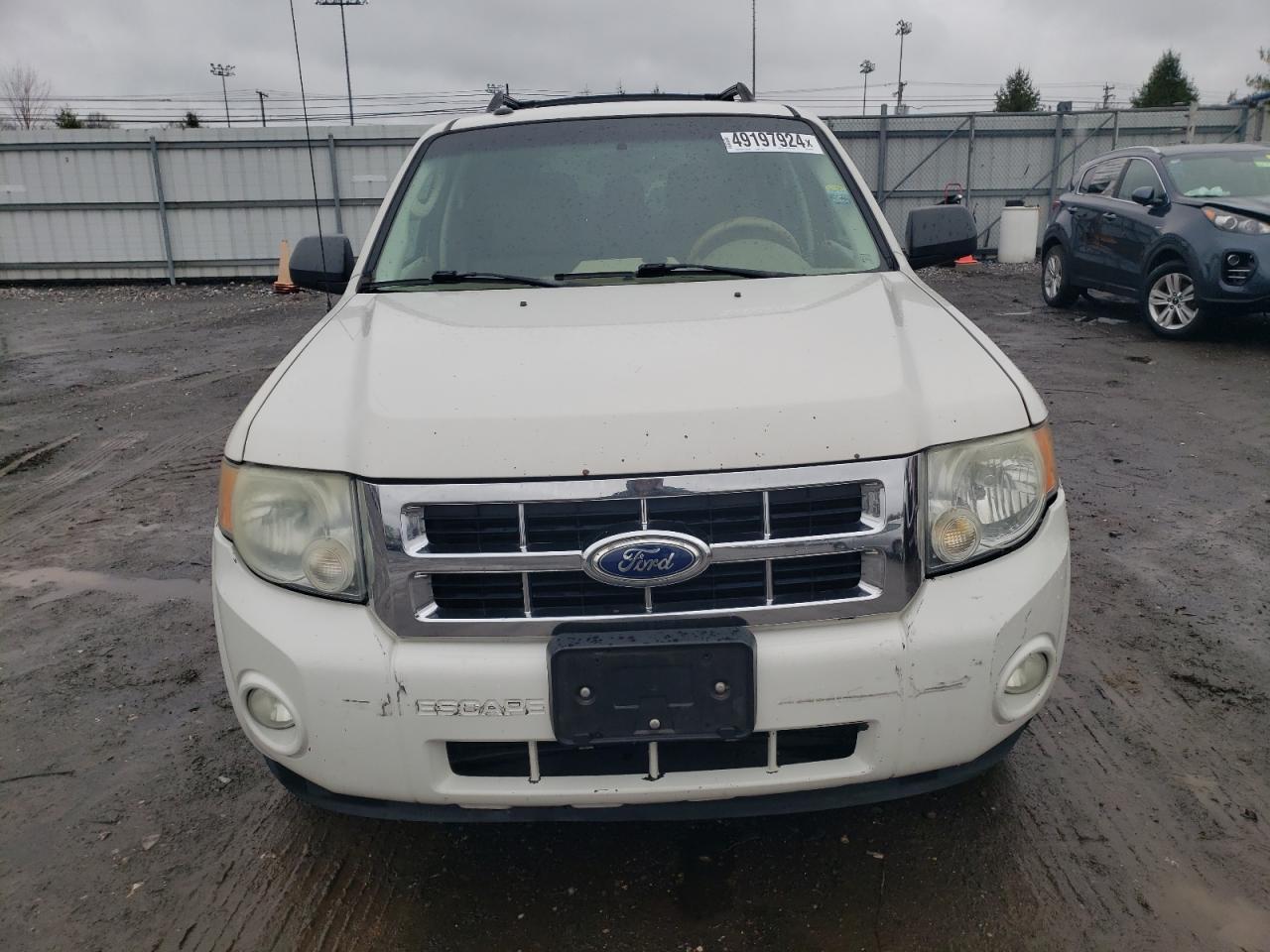 2010 FORD ESCAPE XLT - Image 5