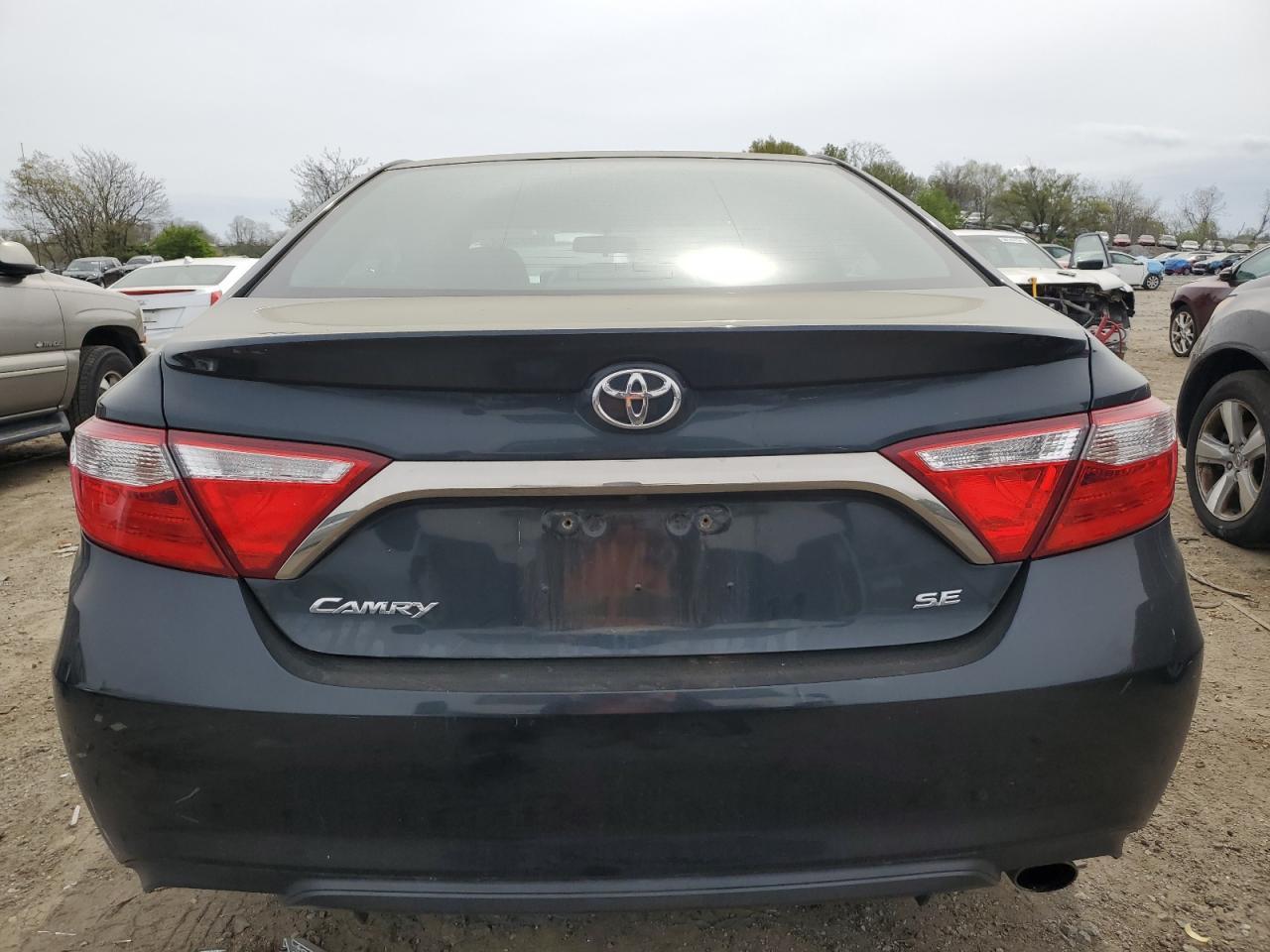 2017 TOYOTA CAMRY LE - Фото 6