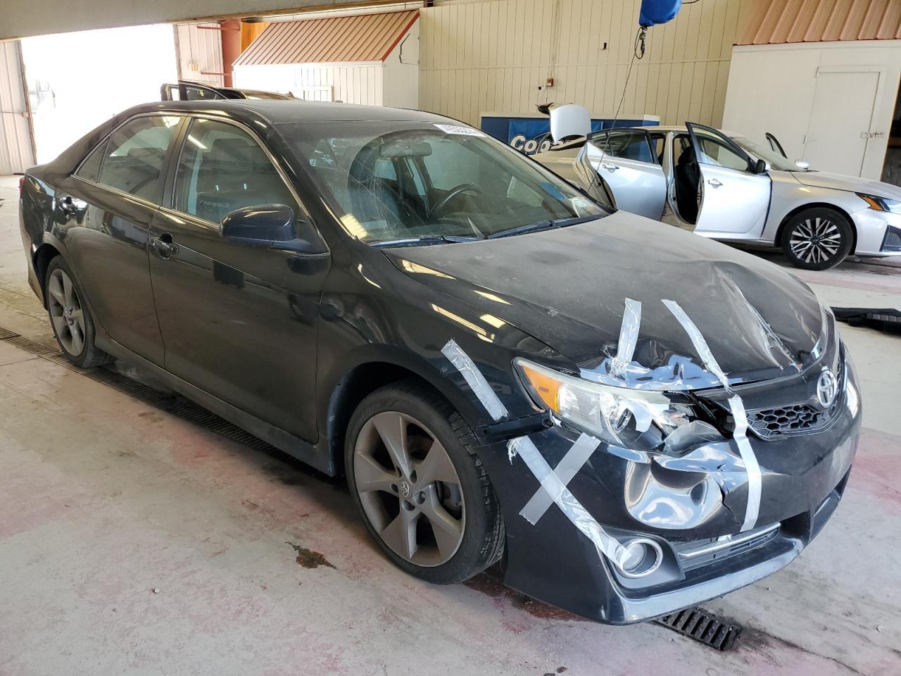 2014 TOYOTA CAMRY L - Image 4