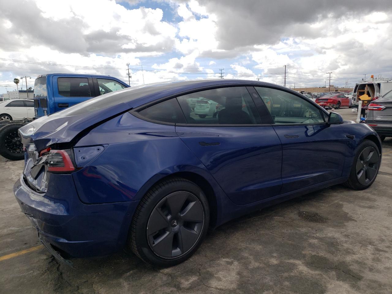 2022 TESLA MODEL 3 - Image 3