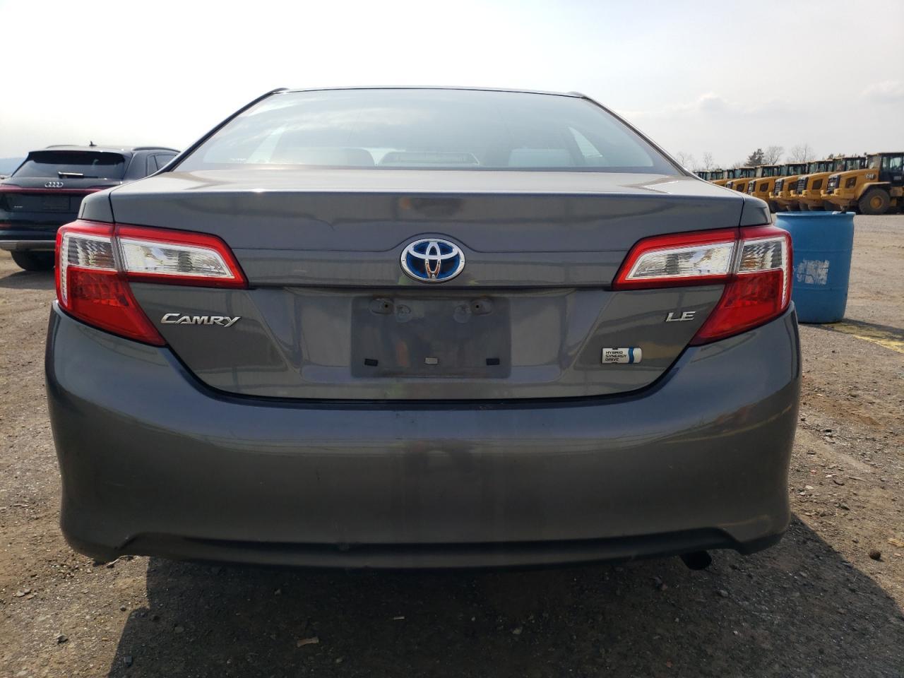 2012 TOYOTA CAMRY HYBR - Image 6