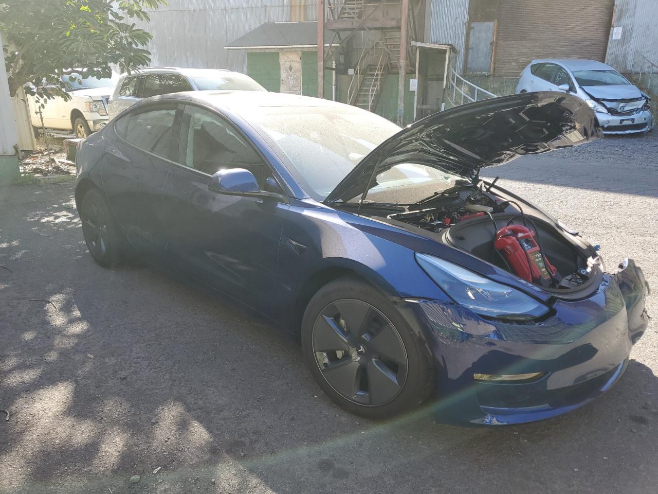 2023 TESLA MODEL 3 - Фото 4