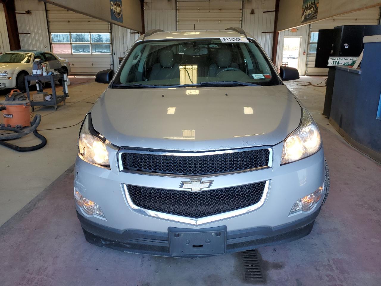 2012 CHEVROLET TRAVERSE L - Image 5