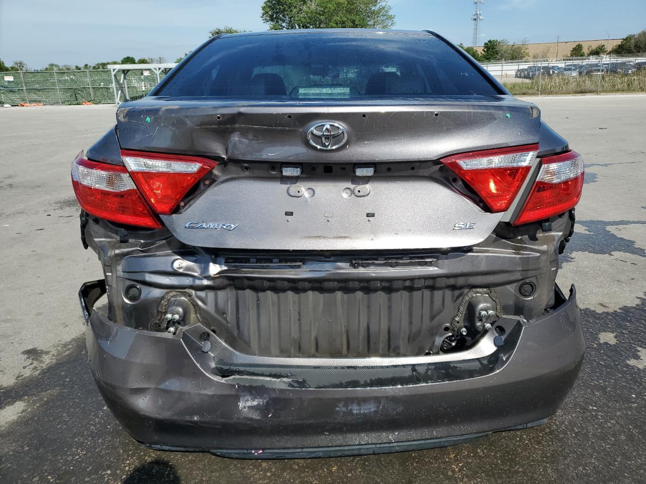 2016 TOYOTA CAMRY LE - Image 6