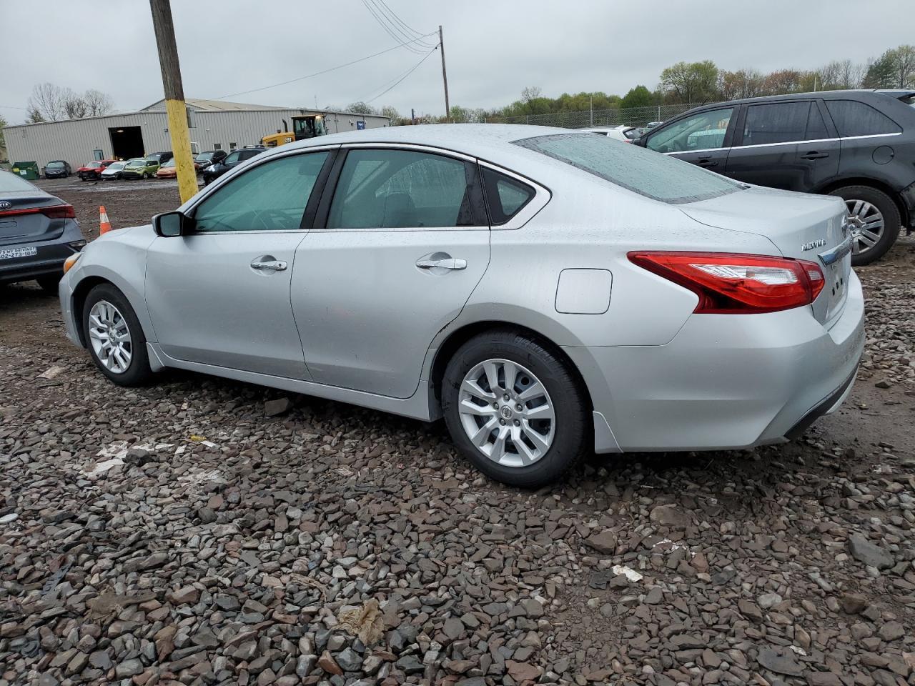 2017 NISSAN ALTIMA 2.5 - Фото 2