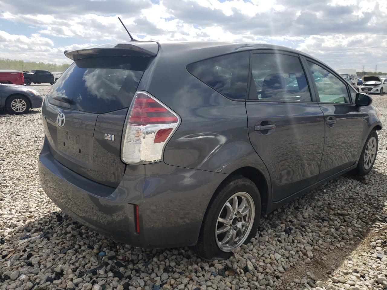 2017 TOYOTA PRIUS V - Фото 3