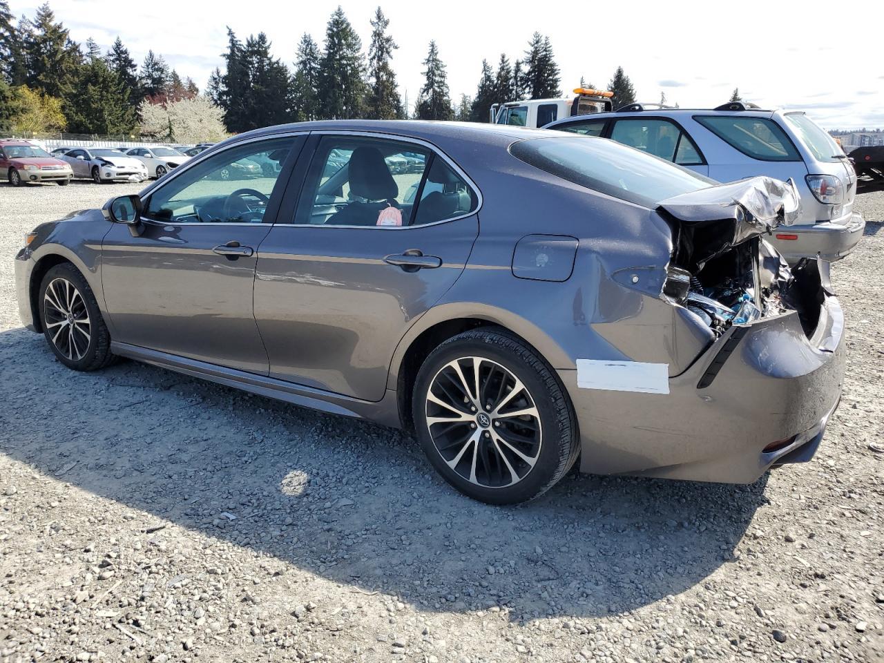 2018 TOYOTA CAMRY L - Image 2