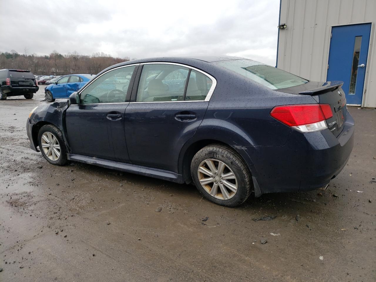 2012 SUBARU LEGACY 2.5 - Image 2