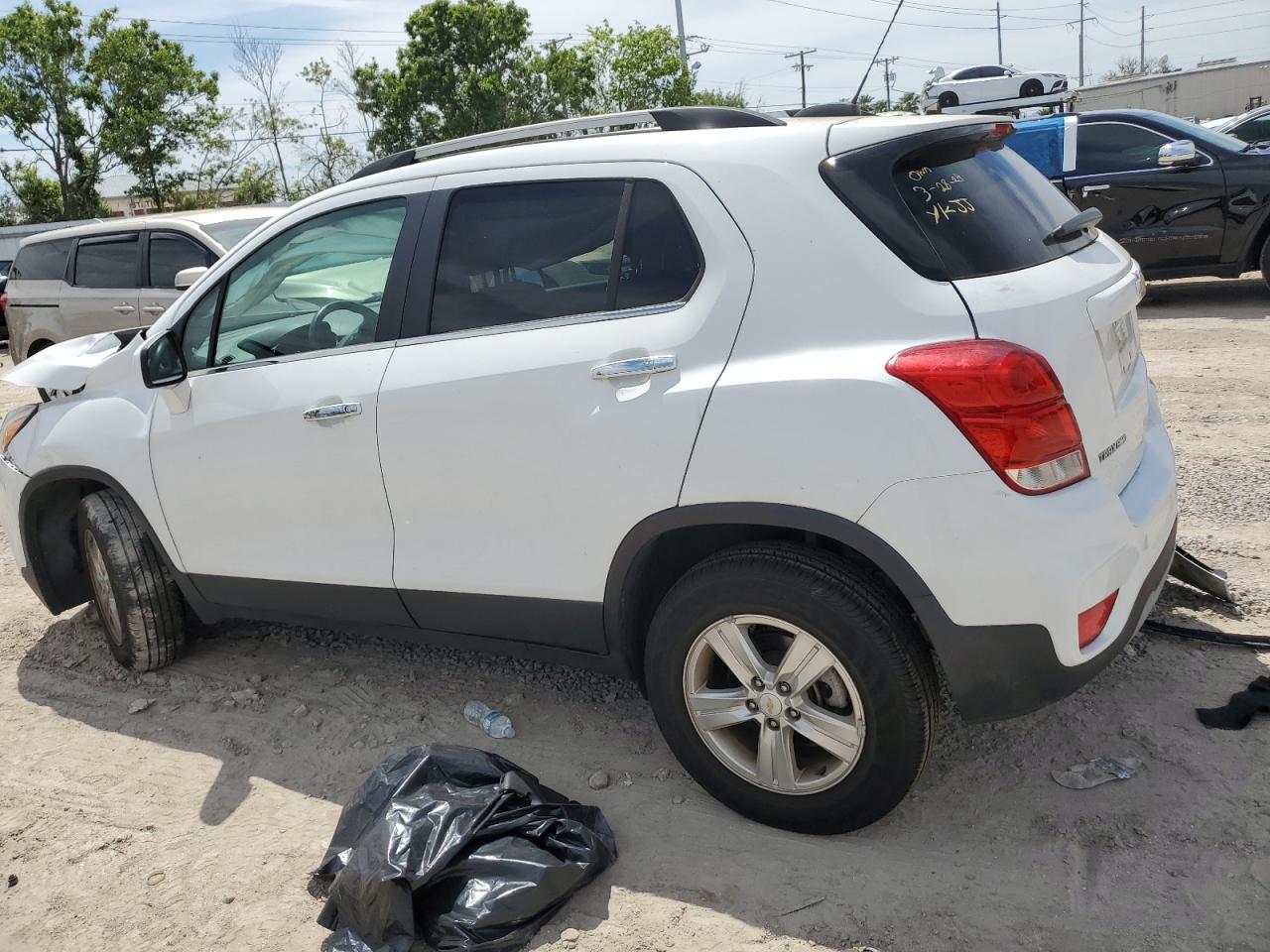 2018 CHEVROLET TRAX 1LT - Фото 2