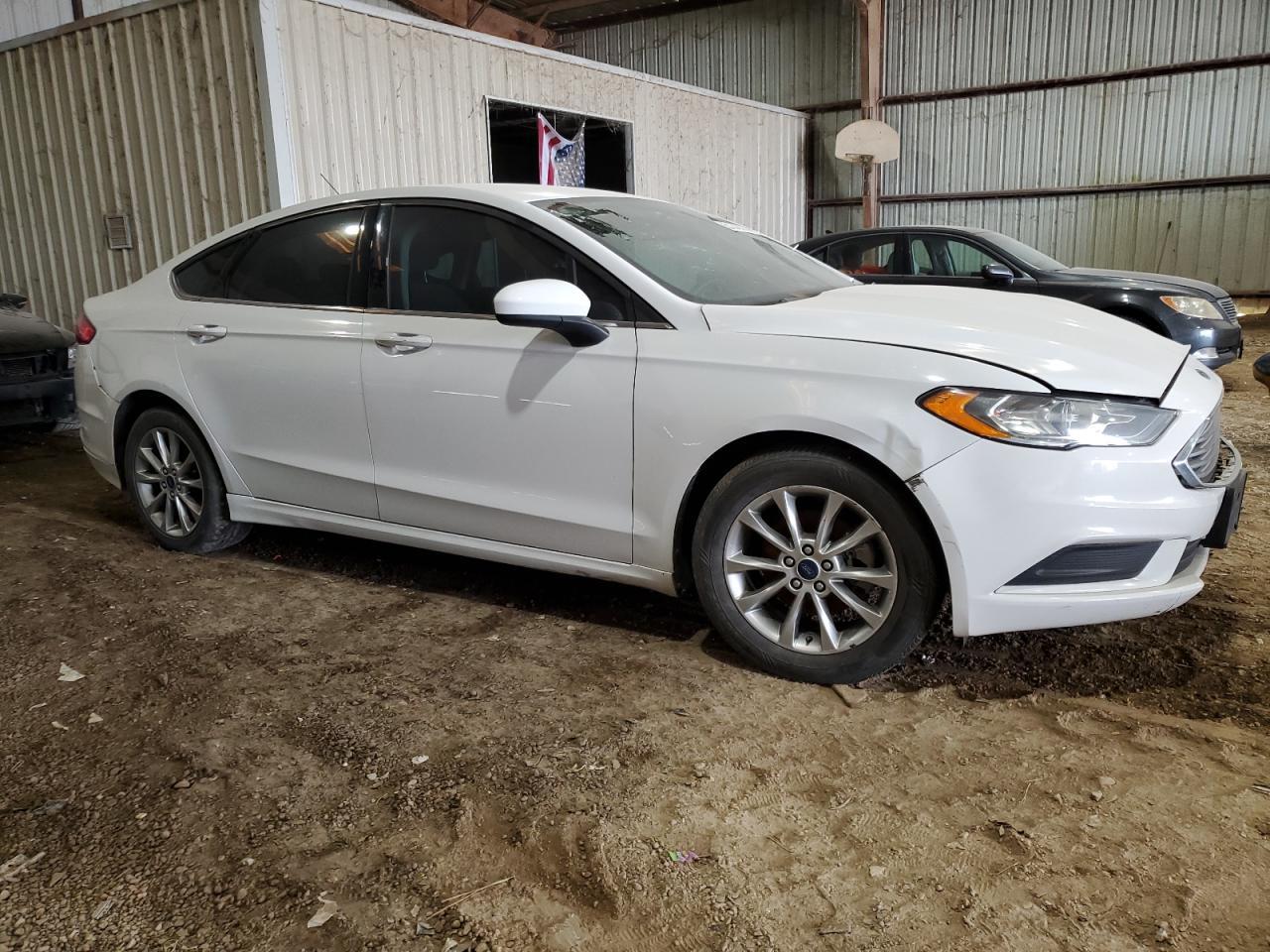 2017 FORD FUSION SE - Image 4