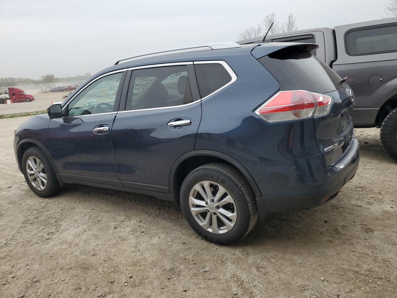 2016 NISSAN ROGUE S - Image 2