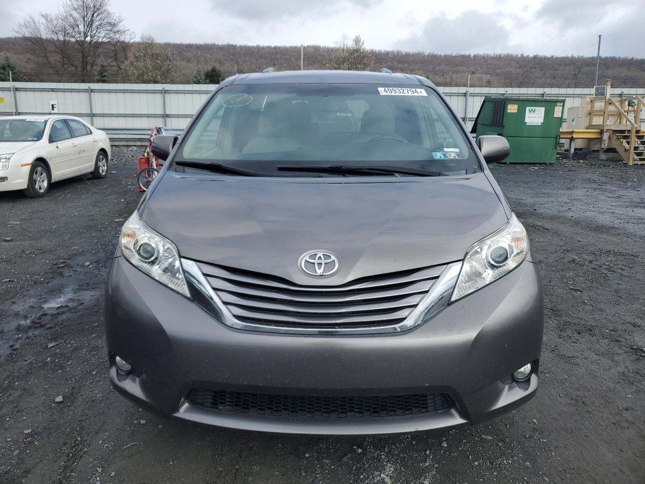 2015 TOYOTA SIENNA XLE - Фото 5