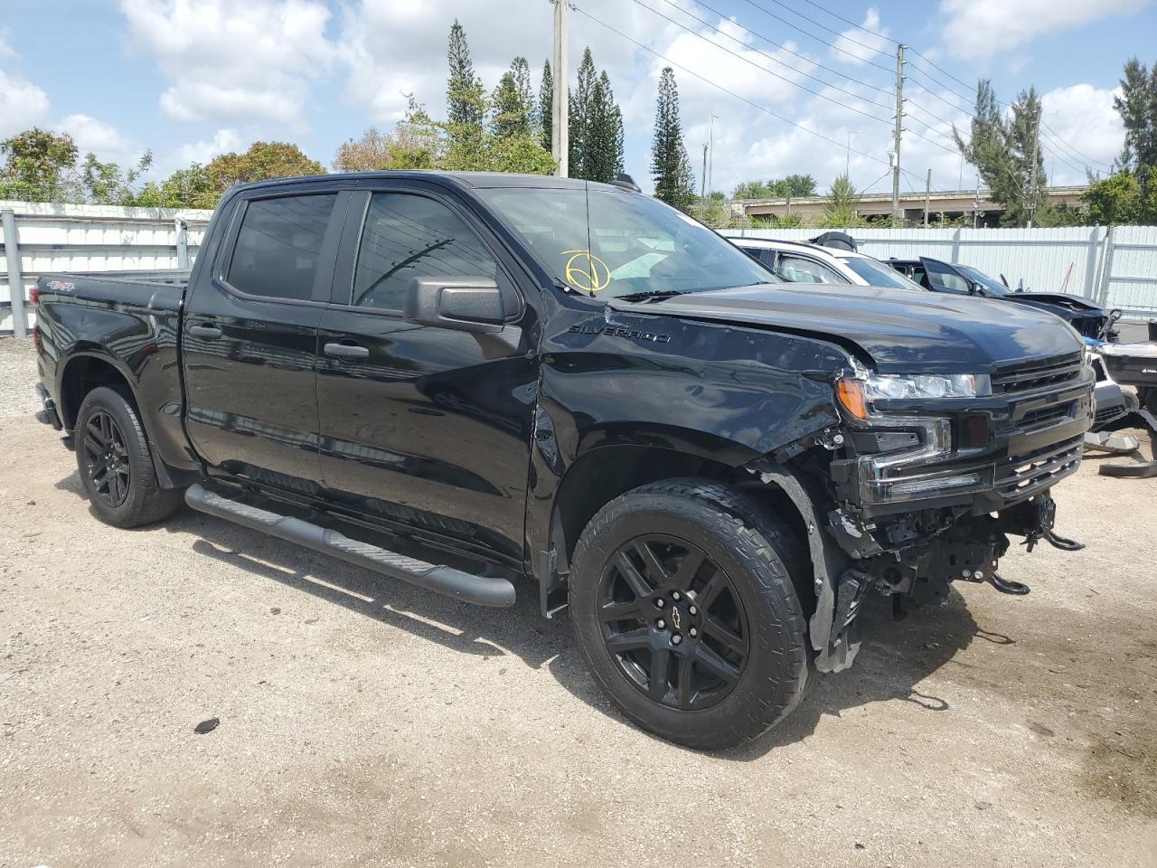2021 CHEVROLET SILVERADO - Фото 4