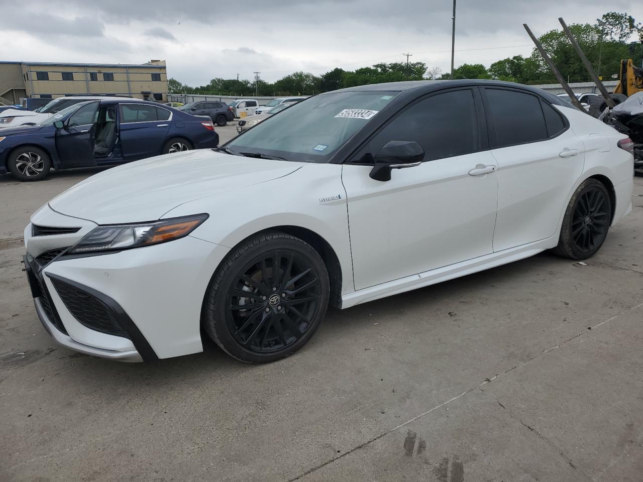 2021 TOYOTA CAMRY XSE