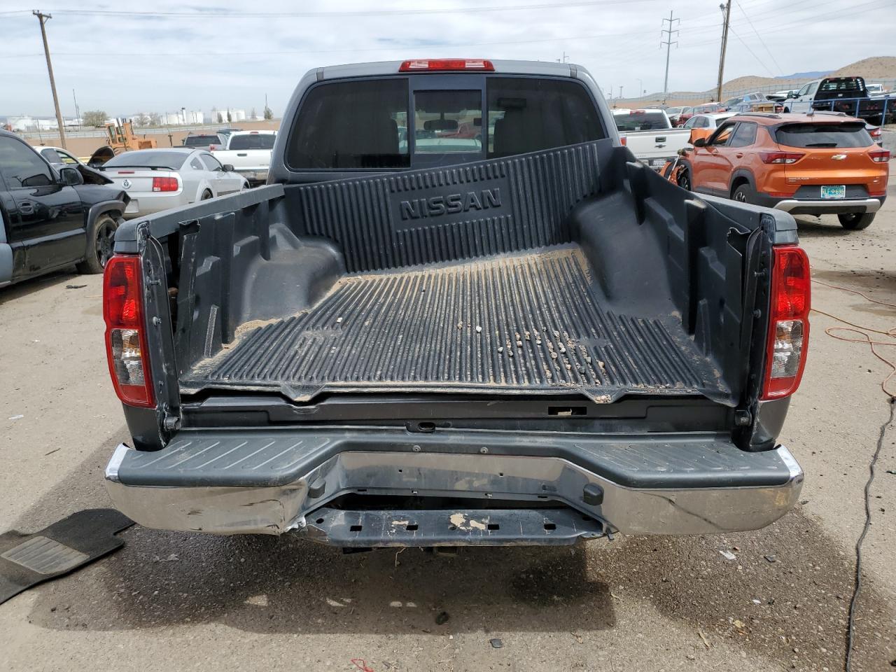 2019 NISSAN FRONTIER S - Фото 6