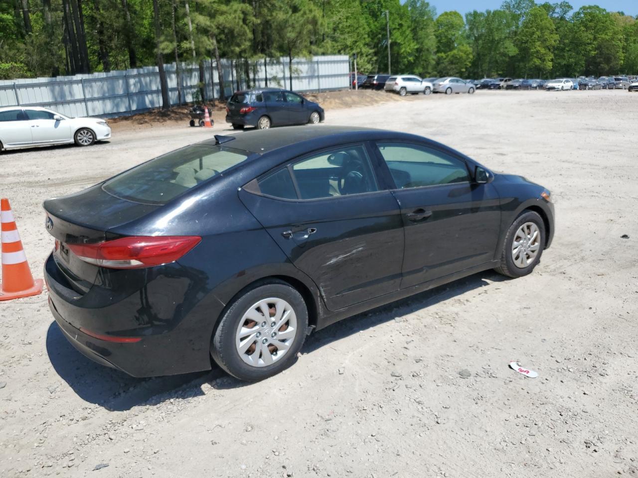 2017 HYUNDAI ELANTRA SE - Фото 3