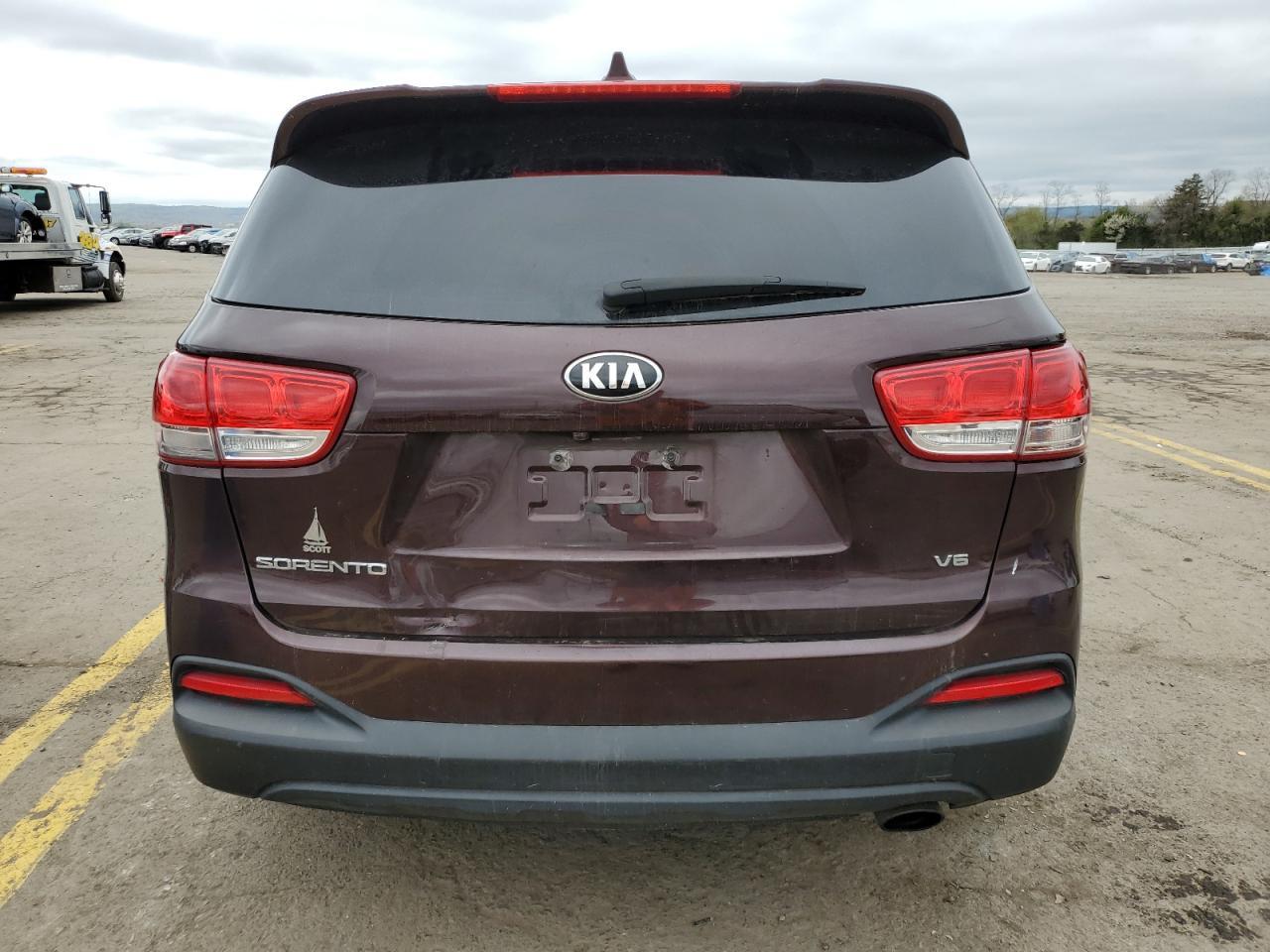 2016 KIA SORENTO LX - Image 6