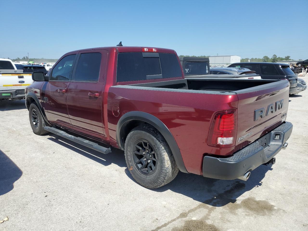 2018 RAM 1500 REBEL - Фото 2