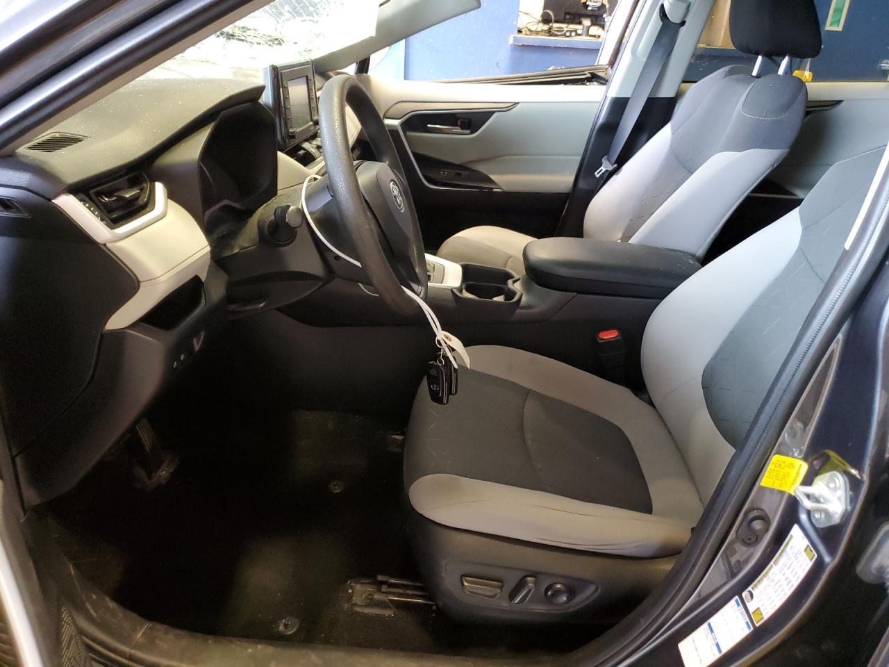 2020 TOYOTA RAV4 XLE - Фото 7