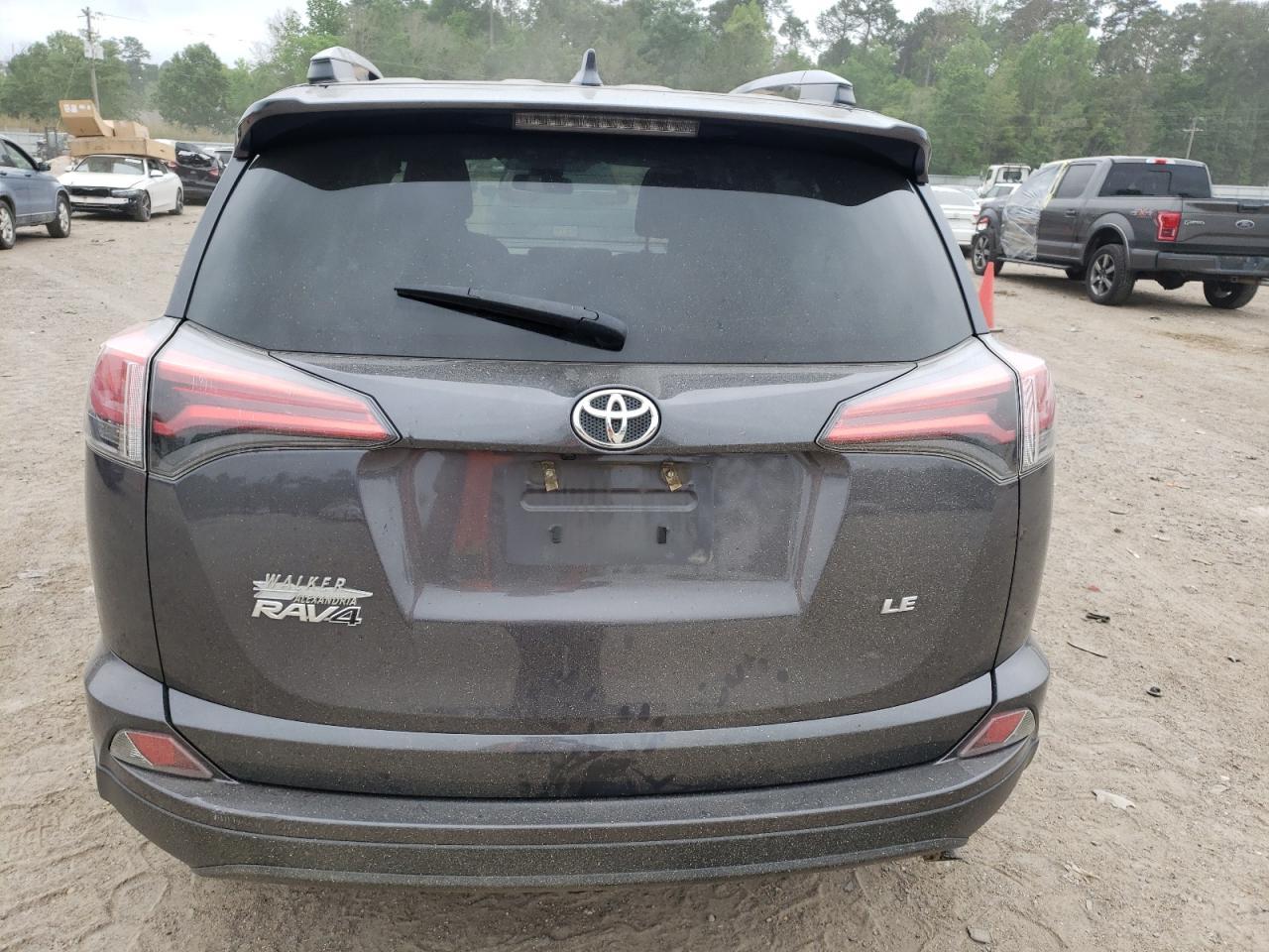 2017 TOYOTA RAV4 LE - Image 6