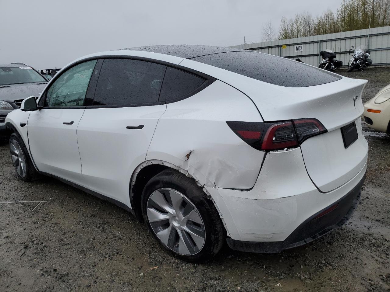 2023 TESLA MODEL Y - Image 2