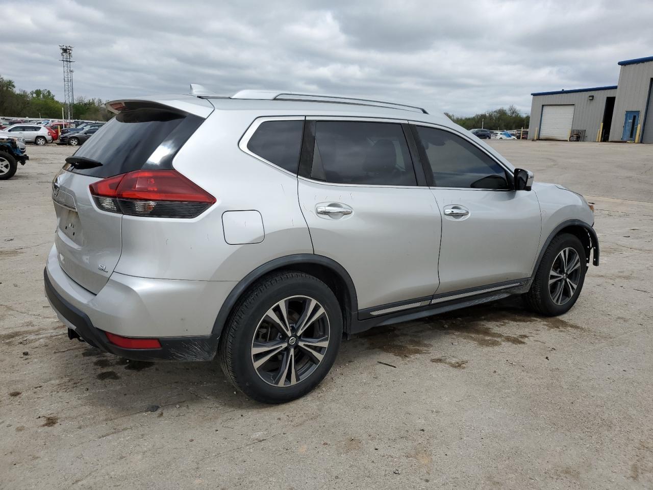 2018 NISSAN ROGUE S - Image 3