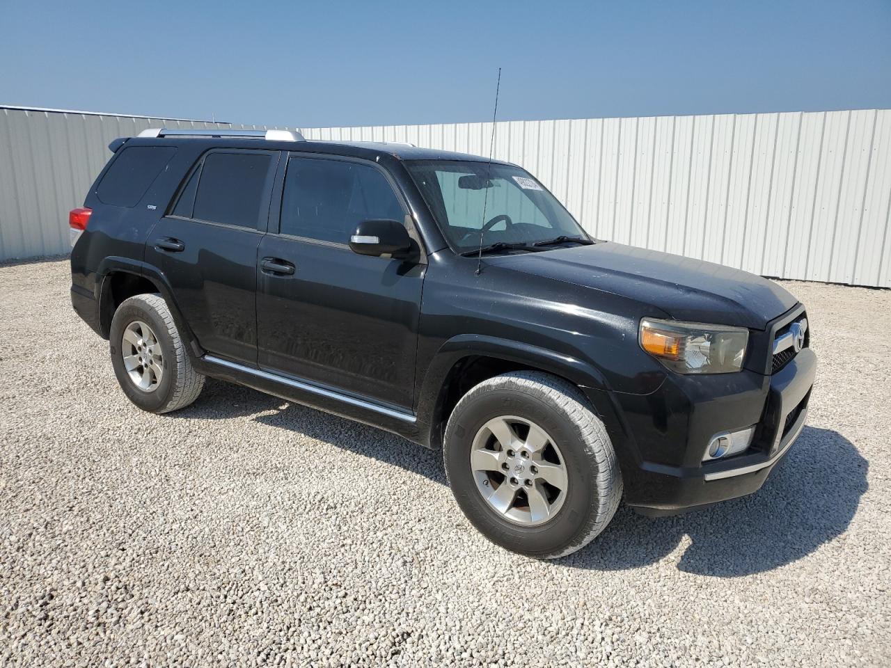 2011 TOYOTA 4RUNNER SR - Image 4