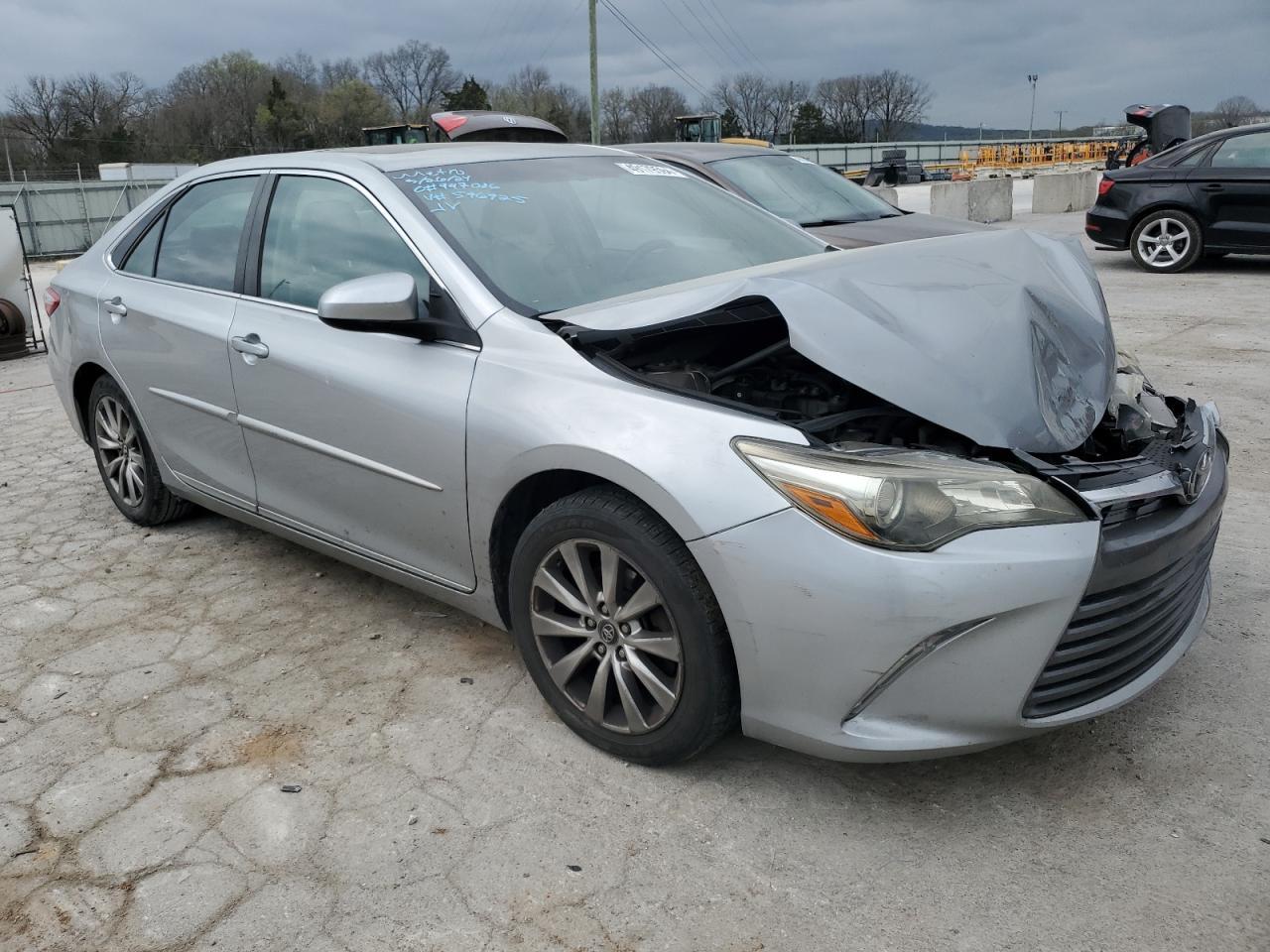 2016 TOYOTA CAMRY LE - Фото 4