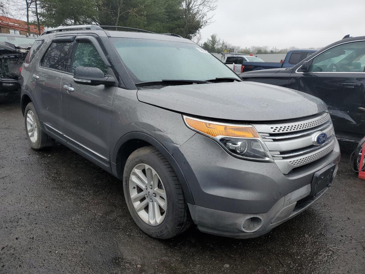 2013 FORD EXPLORER X - Image 4